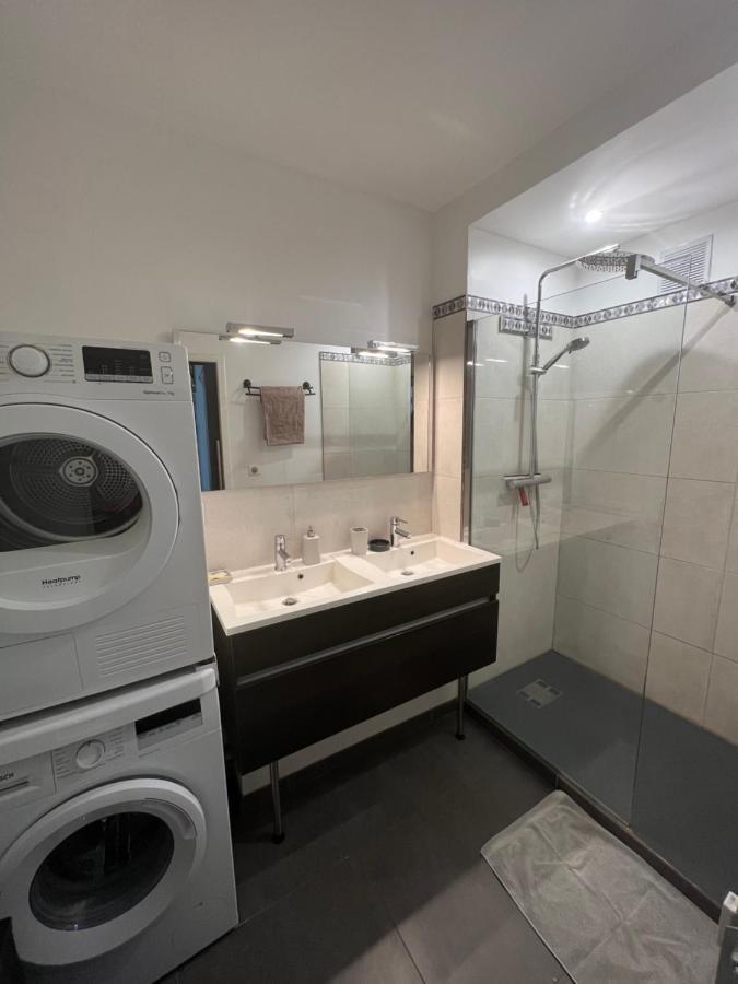 Superbe Appartement Centre Ville Nimes Exterior photo